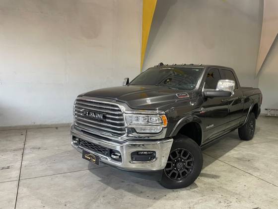 RAM 3500 6.7 I6 TURBO DIESEL LIMITED LONGHORN CD 4X4  AUTOMÁTICO